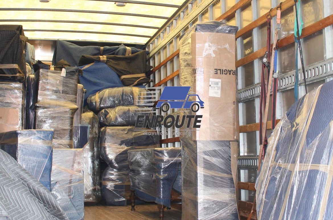 Moving & Storage With Enroute Movers