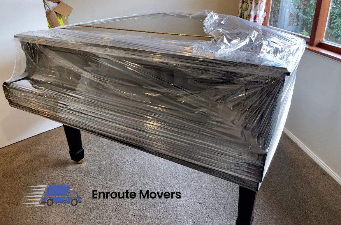 piano-movers With Enroute Movers